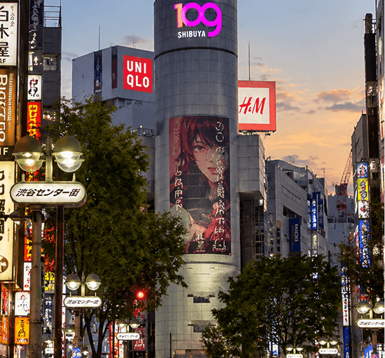 Canal de Dotonbori iluminado ao anoitecer, em Osaka